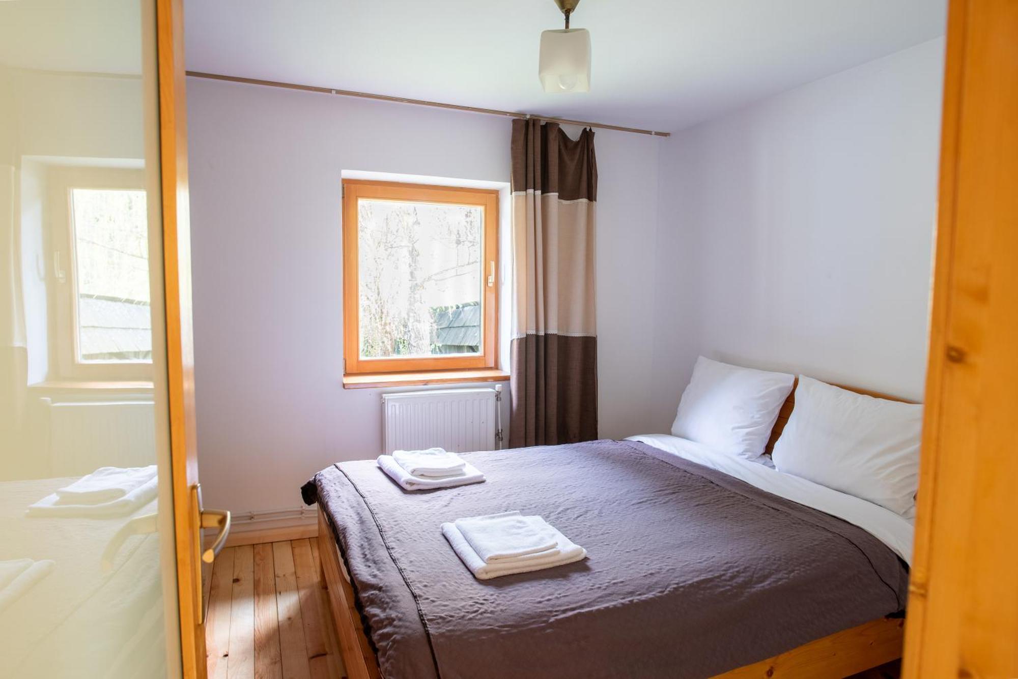 Pensiunea Casa Bunicilor Mînăstirea Humorului Kamer foto