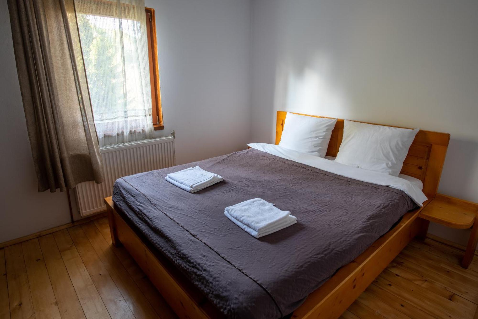 Pensiunea Casa Bunicilor Mînăstirea Humorului Kamer foto